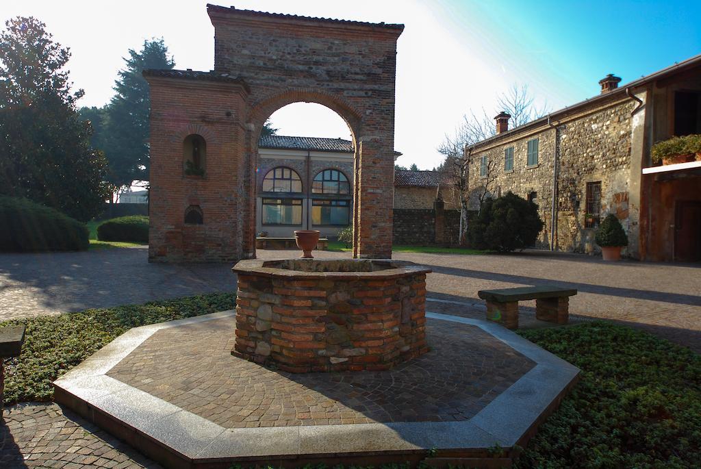 Villa Santa Maria Dell'Arco - Centro Oreb Cazzago San Martino Luaran gambar