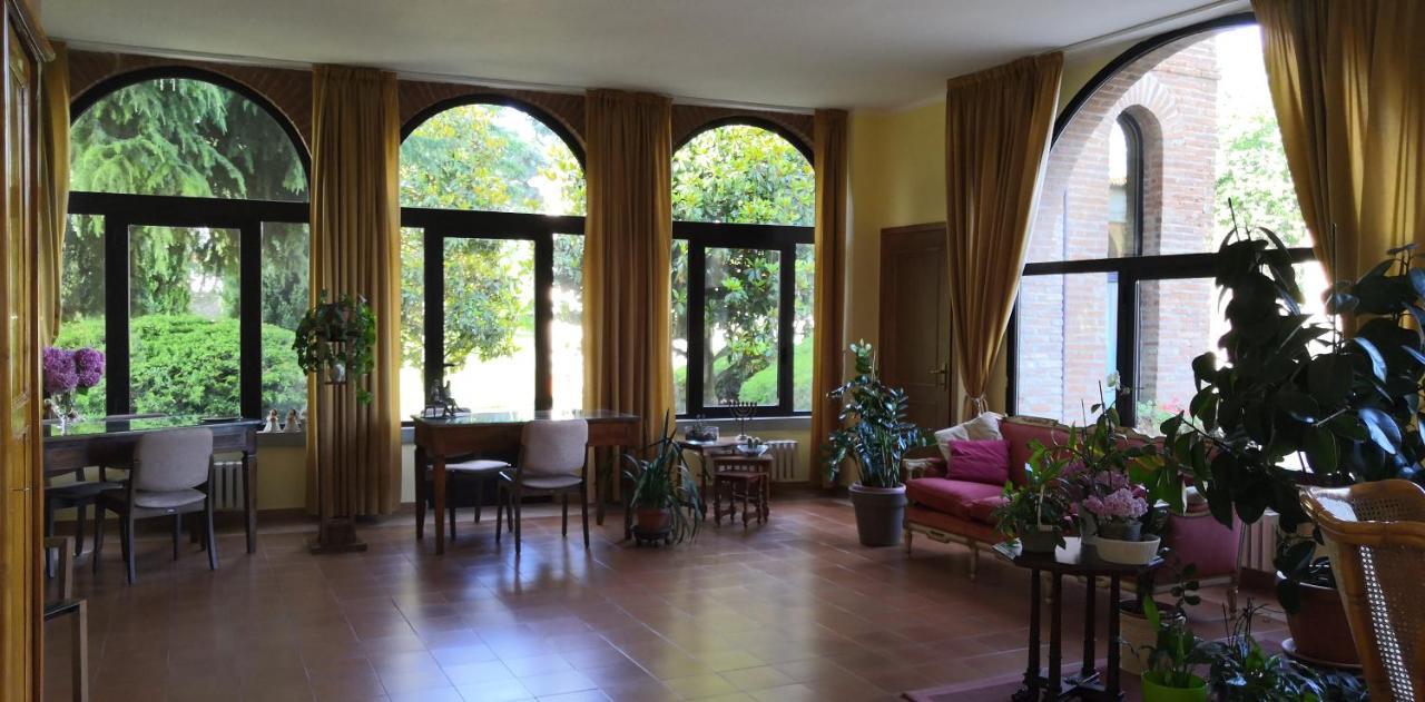 Villa Santa Maria Dell'Arco - Centro Oreb Cazzago San Martino Luaran gambar